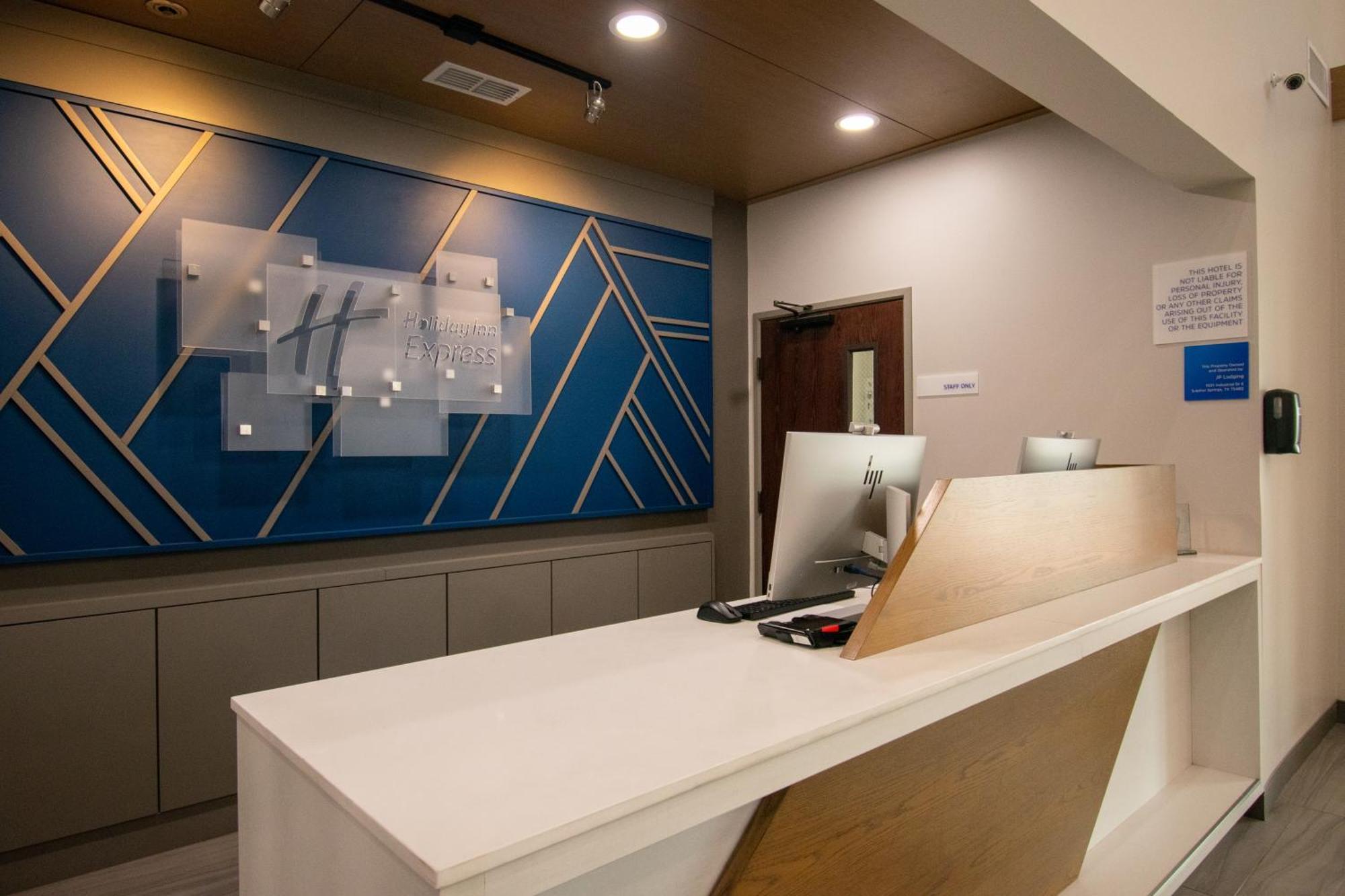 Holiday Inn Express & Suites Sulphur Springs By Ihg Zewnętrze zdjęcie
